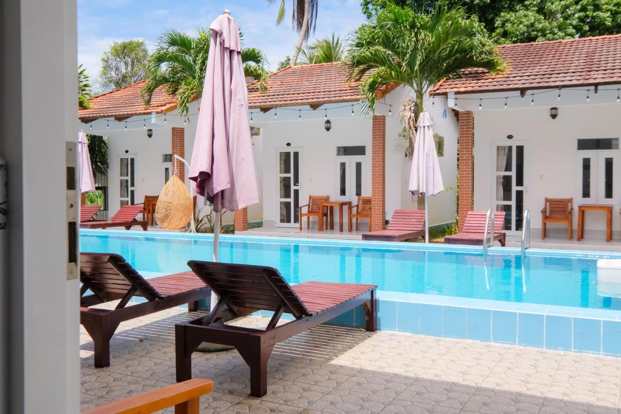 לינה וארוחת בוקר דואונג דונג Duc Anh Bungalow מראה חיצוני תמונה