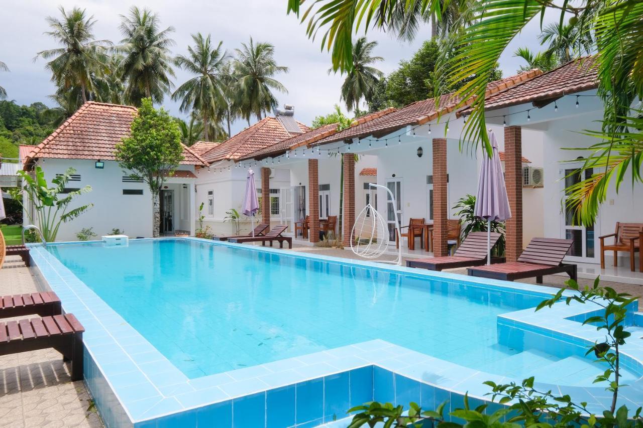 לינה וארוחת בוקר דואונג דונג Duc Anh Bungalow מראה חיצוני תמונה