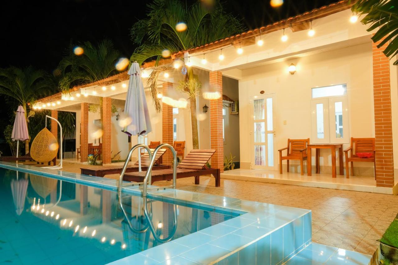 לינה וארוחת בוקר דואונג דונג Duc Anh Bungalow מראה חיצוני תמונה