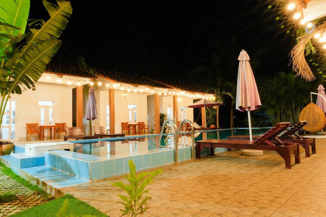 לינה וארוחת בוקר דואונג דונג Duc Anh Bungalow מראה חיצוני תמונה