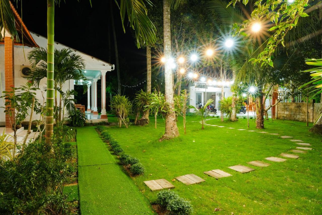 לינה וארוחת בוקר דואונג דונג Duc Anh Bungalow מראה חיצוני תמונה