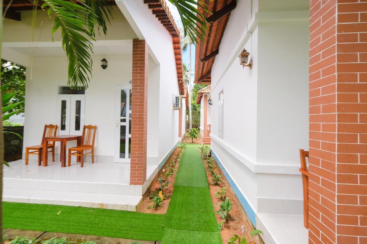 לינה וארוחת בוקר דואונג דונג Duc Anh Bungalow מראה חיצוני תמונה