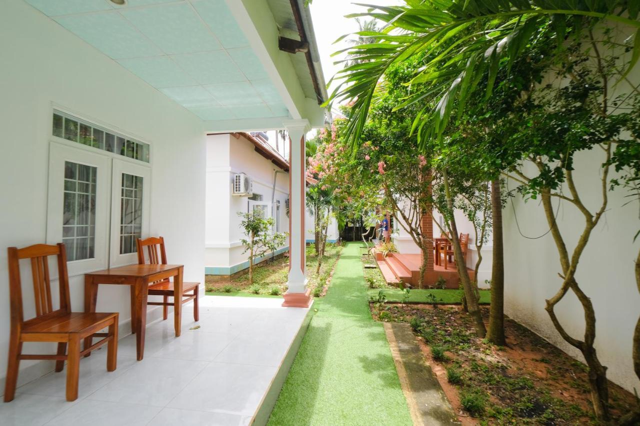 לינה וארוחת בוקר דואונג דונג Duc Anh Bungalow מראה חיצוני תמונה