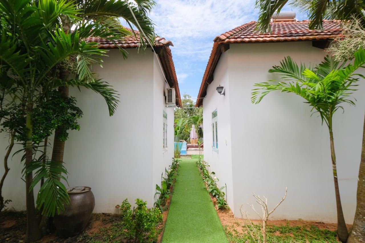 לינה וארוחת בוקר דואונג דונג Duc Anh Bungalow מראה חיצוני תמונה
