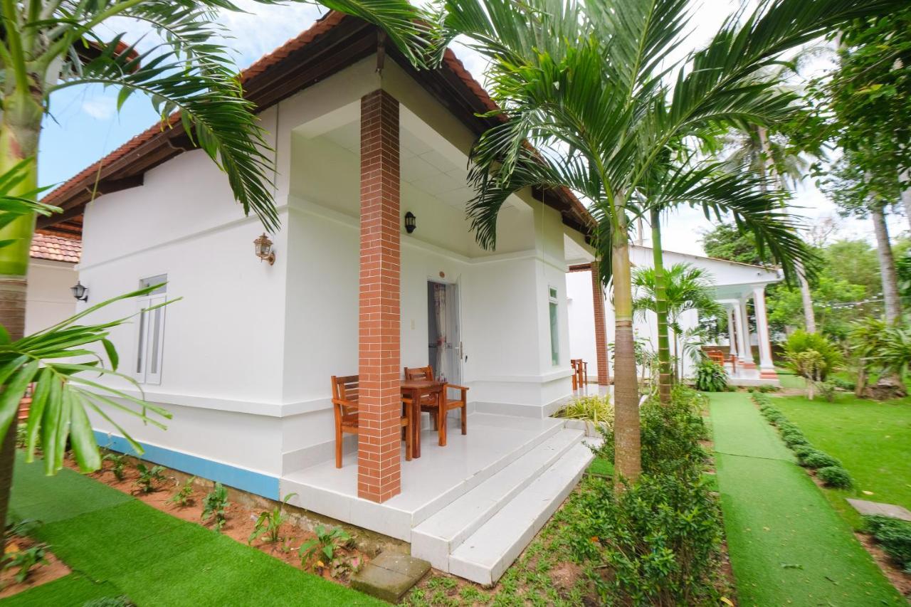 לינה וארוחת בוקר דואונג דונג Duc Anh Bungalow מראה חיצוני תמונה